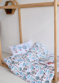 Завантажити зображення в переглядач галереї, "Навколо світу блакитний" комплект постільної білизни з органічного сатину з авторським принтом