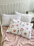 Завантажити зображення в переглядач галереї, Комплект наволочок "Акварельні квіти", органічний сатин, виробник Fabrikkids (Україна), преміум якість