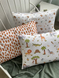 Завантажити зображення в переглядач галереї, Комплект наволочок "Джунглі 2" органічний сатин, виробник Fabrikkids (Украаїна), преміум якість