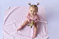 Load image into Gallery viewer, Пелюшка з органічної фланелі "Пунктир", виробник Fabrikkids, Україна
