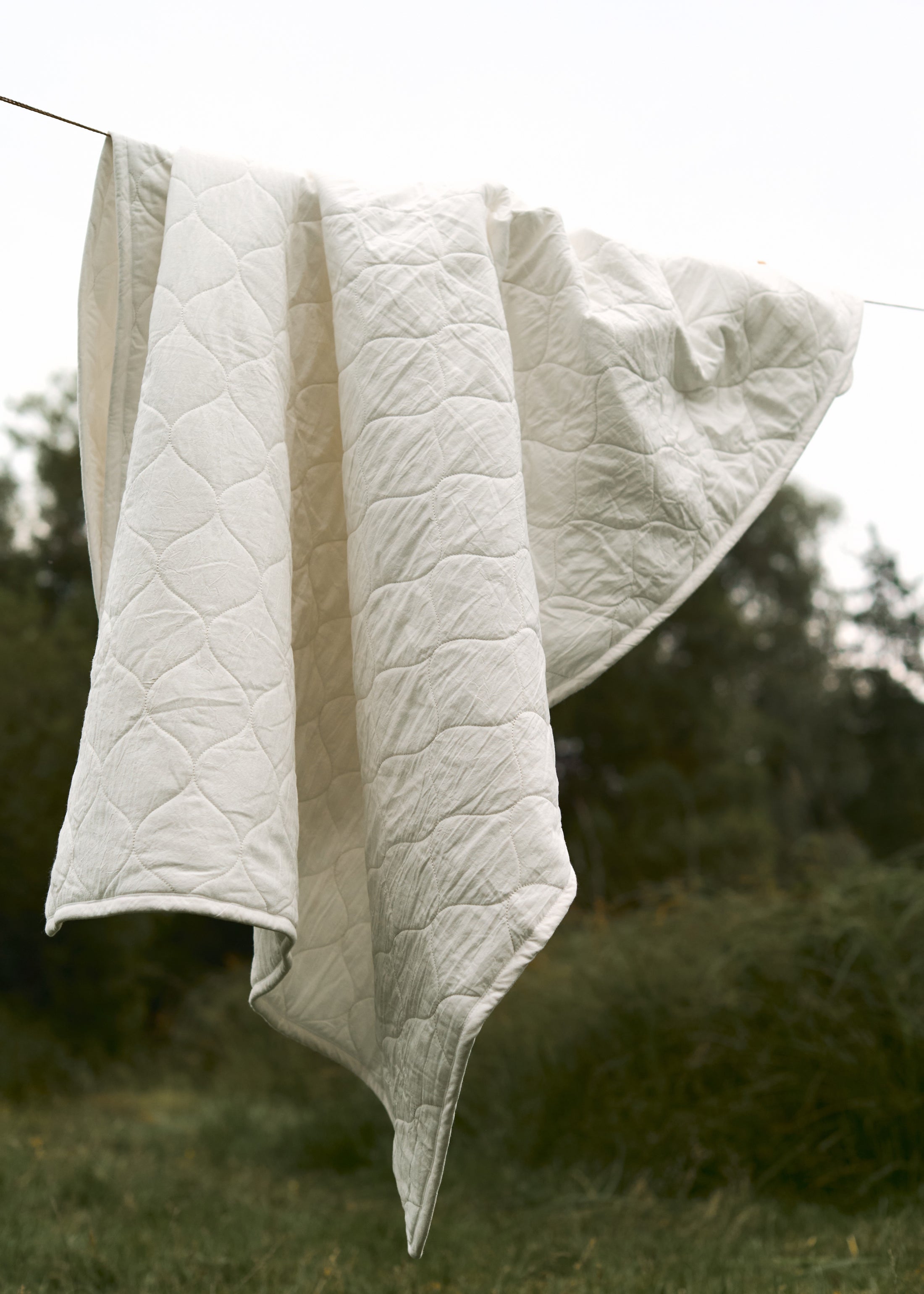 "Молочний" стьобана ковдра + наволочка з вареної бавовни