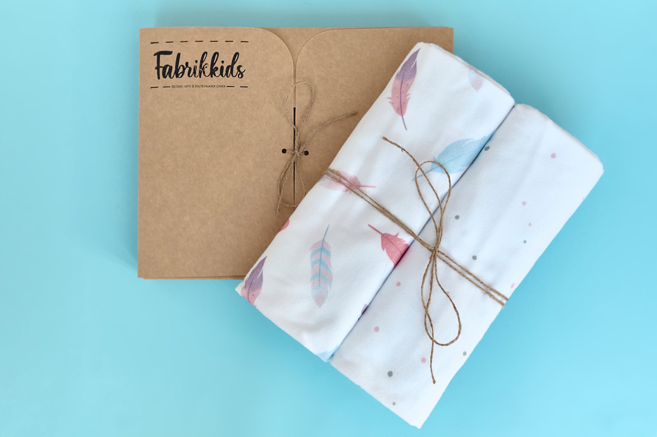 Пелюшка з органічної фланелі "Пір'їнки", виробник Fabrikkids,Україна