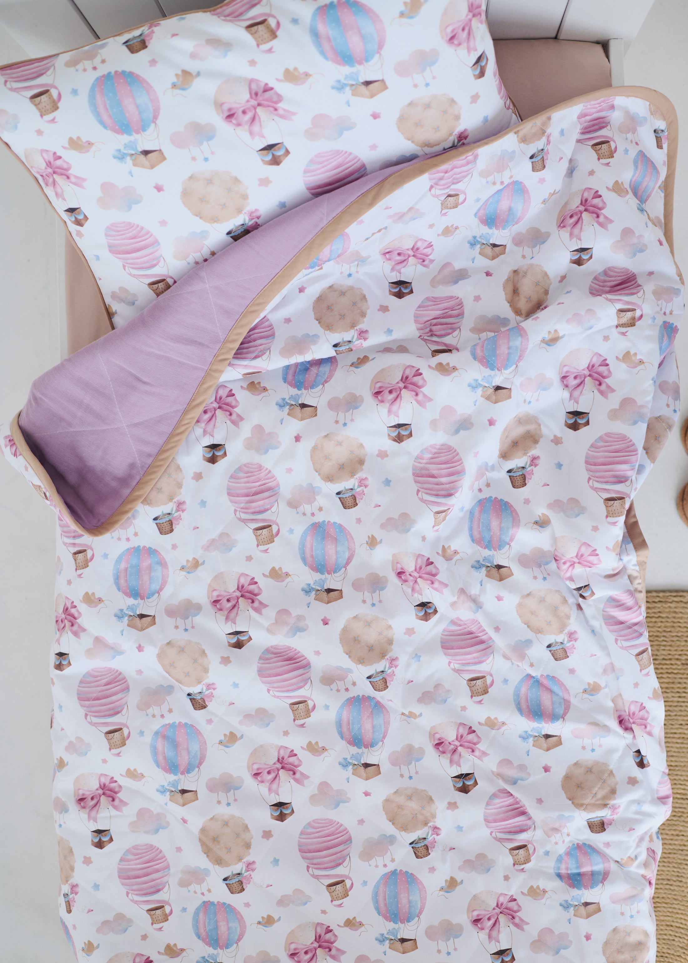 "Навколо світу рожевий" стьобана ковдра з сатину та муслину