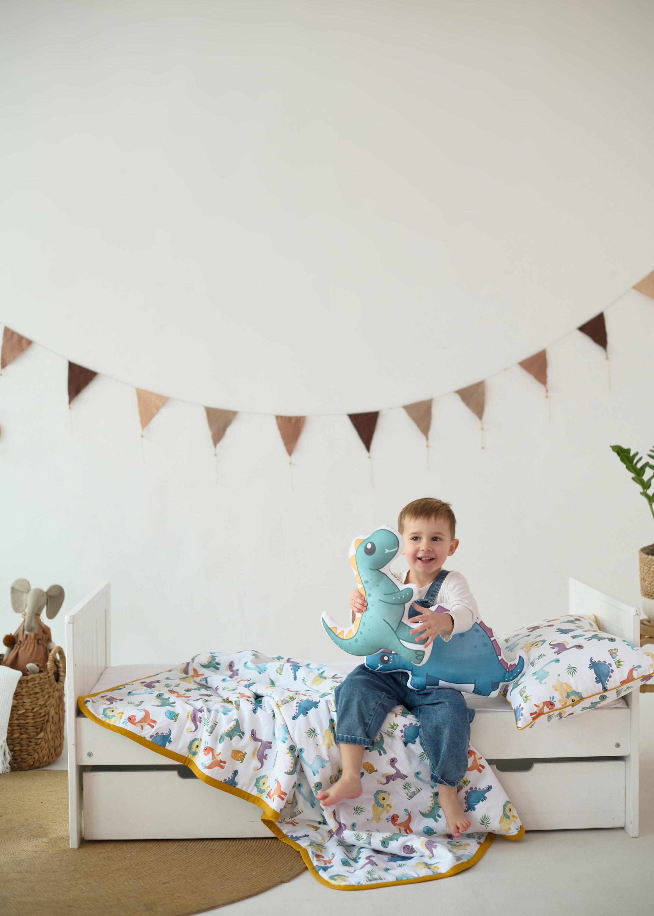 "Друзі-Діно" стьобана ковдра з сатину та муслину