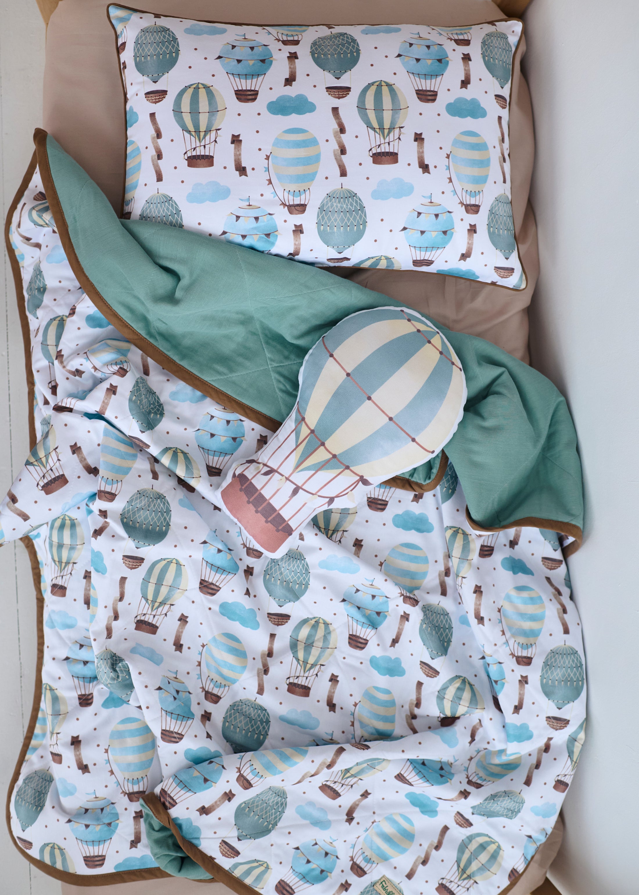 "Навколо світу блакитний" стьобана ковдра з сатину та муслину