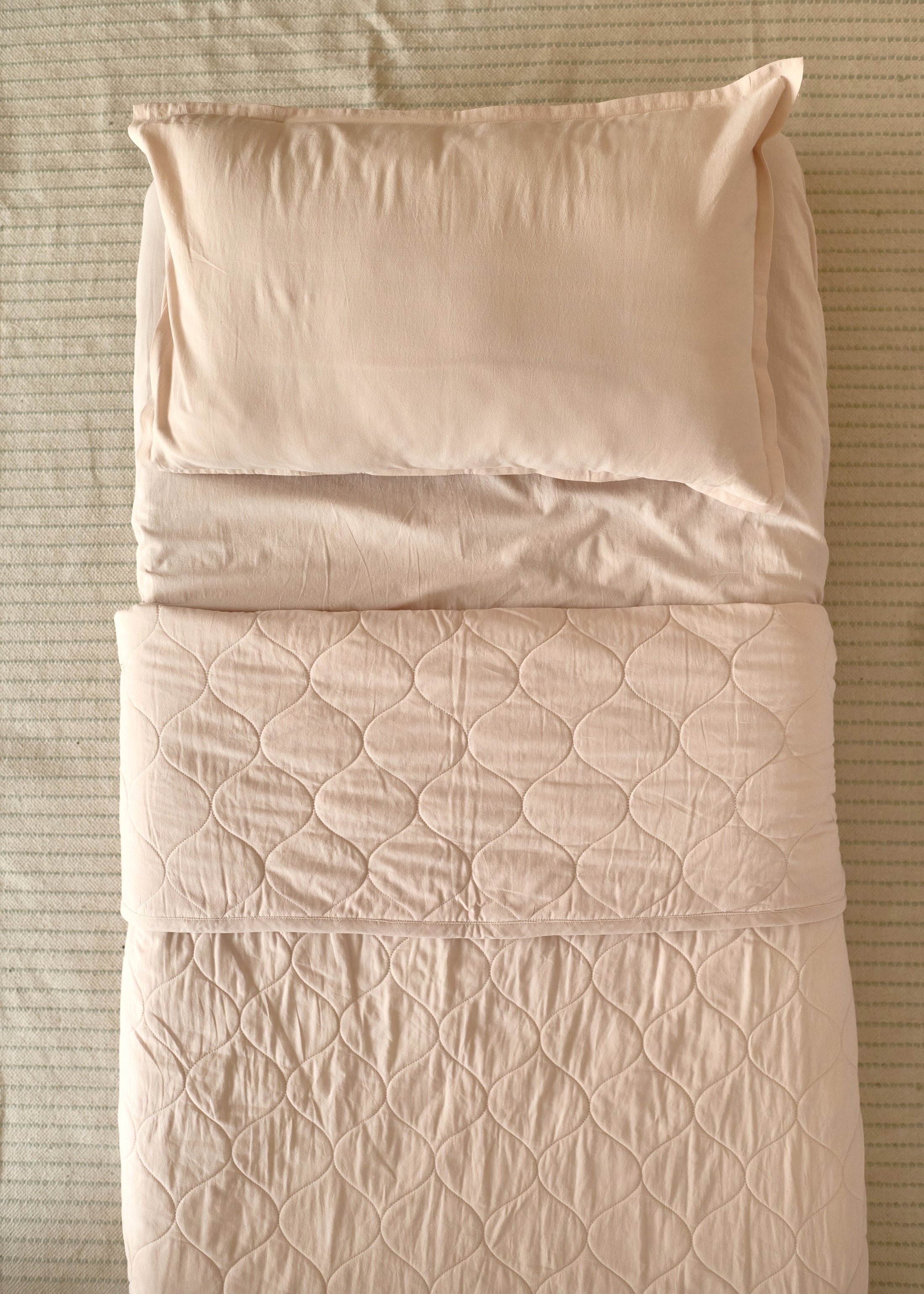 "Бежевий" стьобана ковдра + наволочка з вареної бавовни