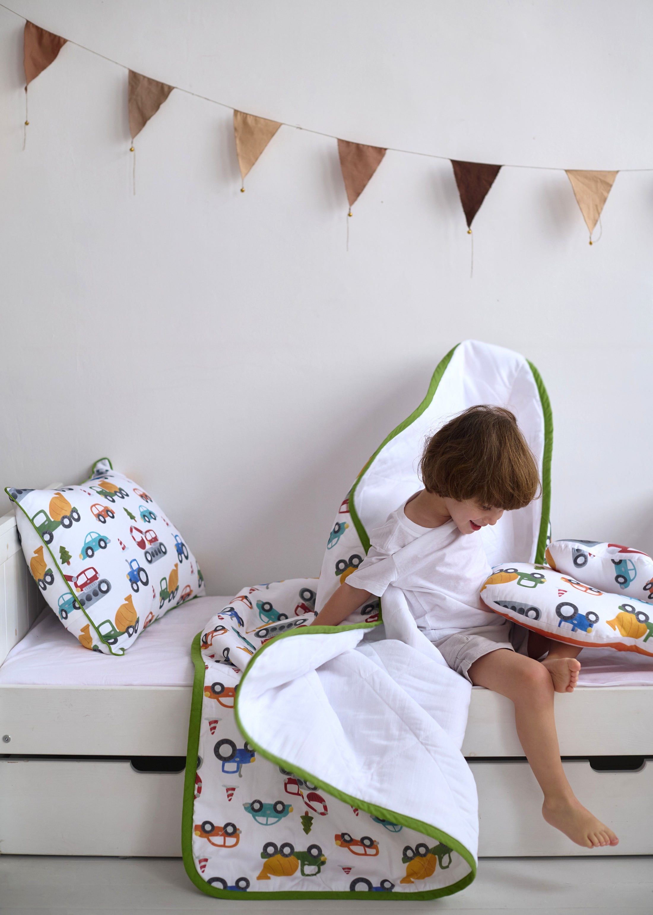 "Акварельні машинки" стьобана ковдра з сатину та муслину