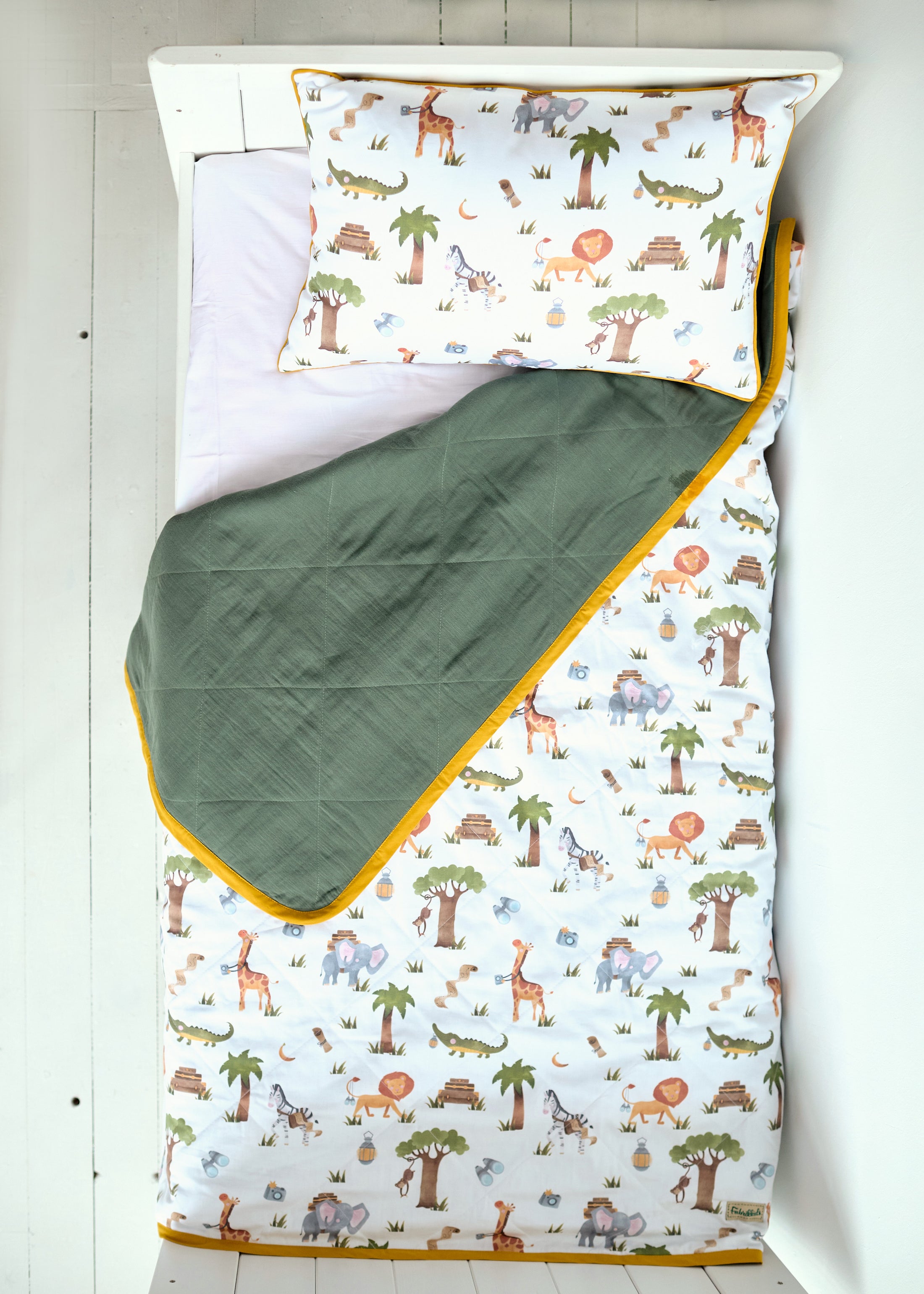 "Джунглі" стьобана ковдра з сатину та муслину