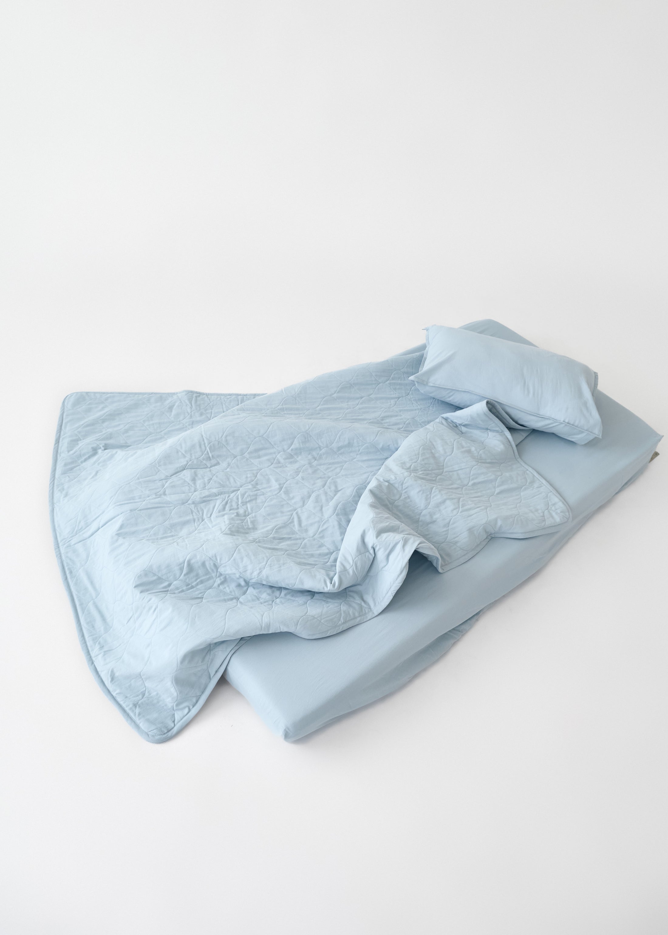 "Сіро-блакитний" стьобана ковдра + наволочка з вареної бавовни