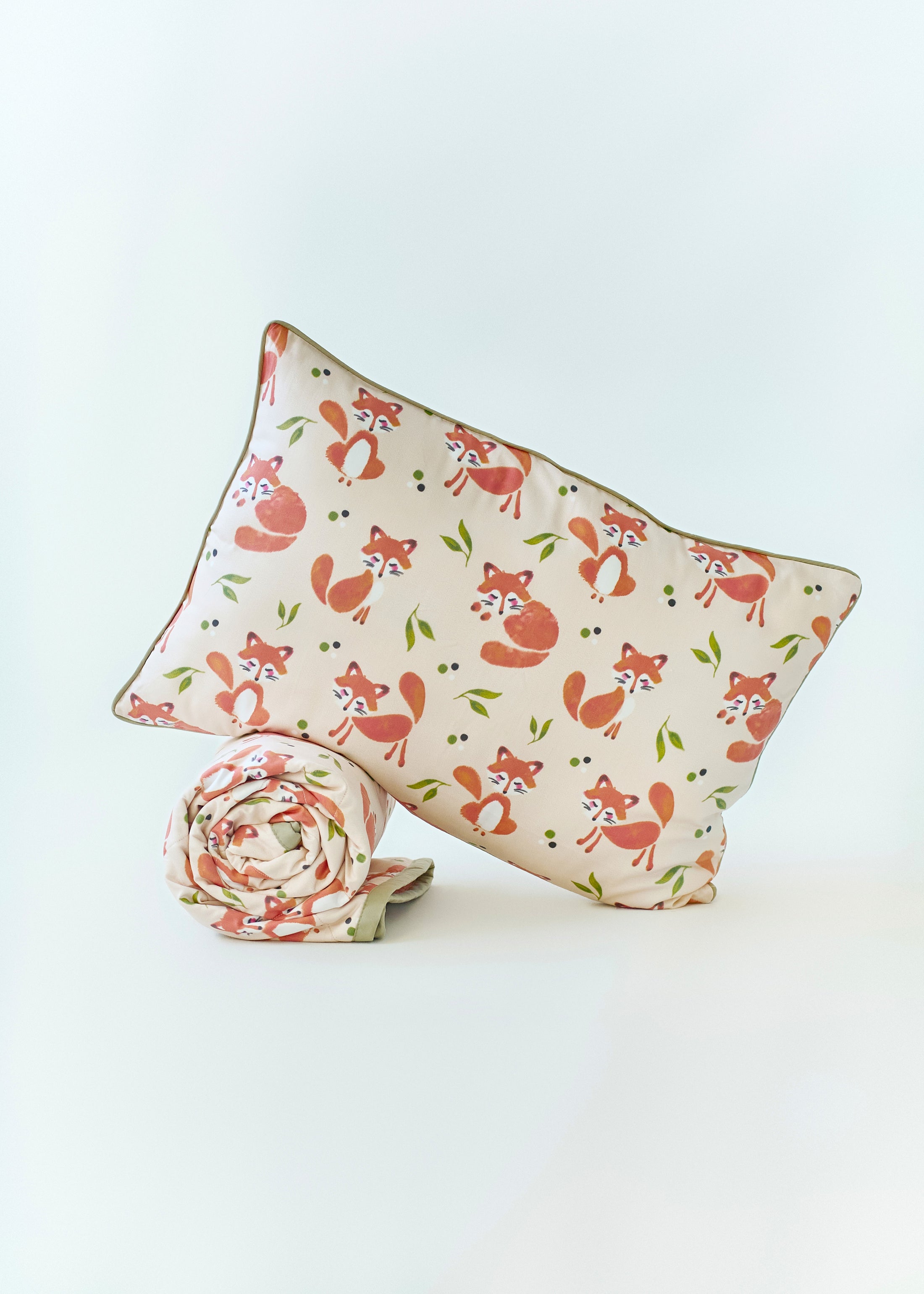 "Руді лисички" стьобана ковдра з сатину та муслину